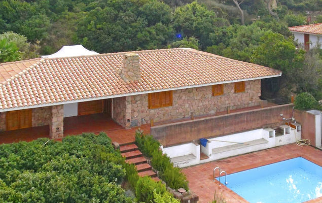 Maximilian - Photo 1